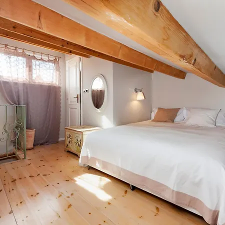 Andronella Apartment *